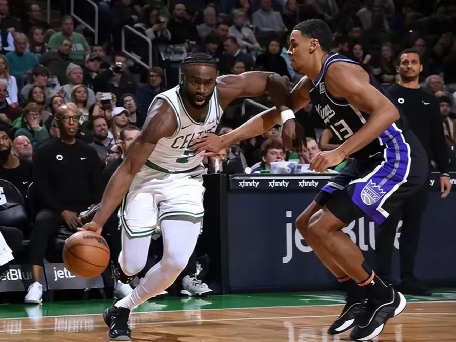 关于国王队进攻火力强劲,让对手束手无策的信息 关于国王队进攻火力强劲,让对手束手无策的信息