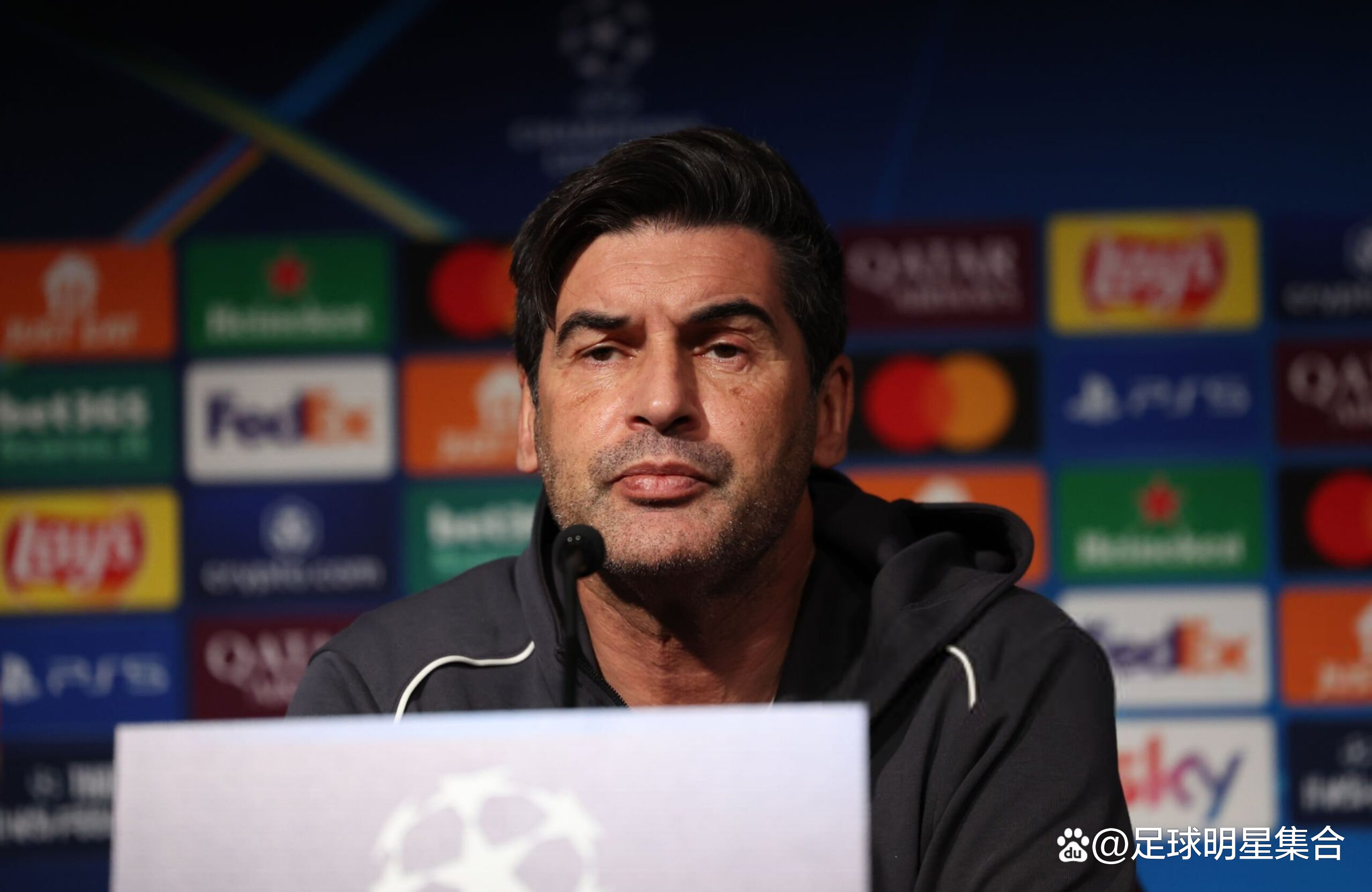 AC米兰后防线连续失误,面临调整的简单介绍 AC米兰后防线连续失误,面临调整的简单介绍