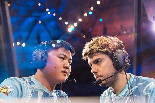 Uzi巅峰对决,凯恩与30激战利物浦分钟,比分优势明显胜负难料! Uzi巅峰对决,凯恩与30激战利物浦分钟,比分优势明显胜负难料!